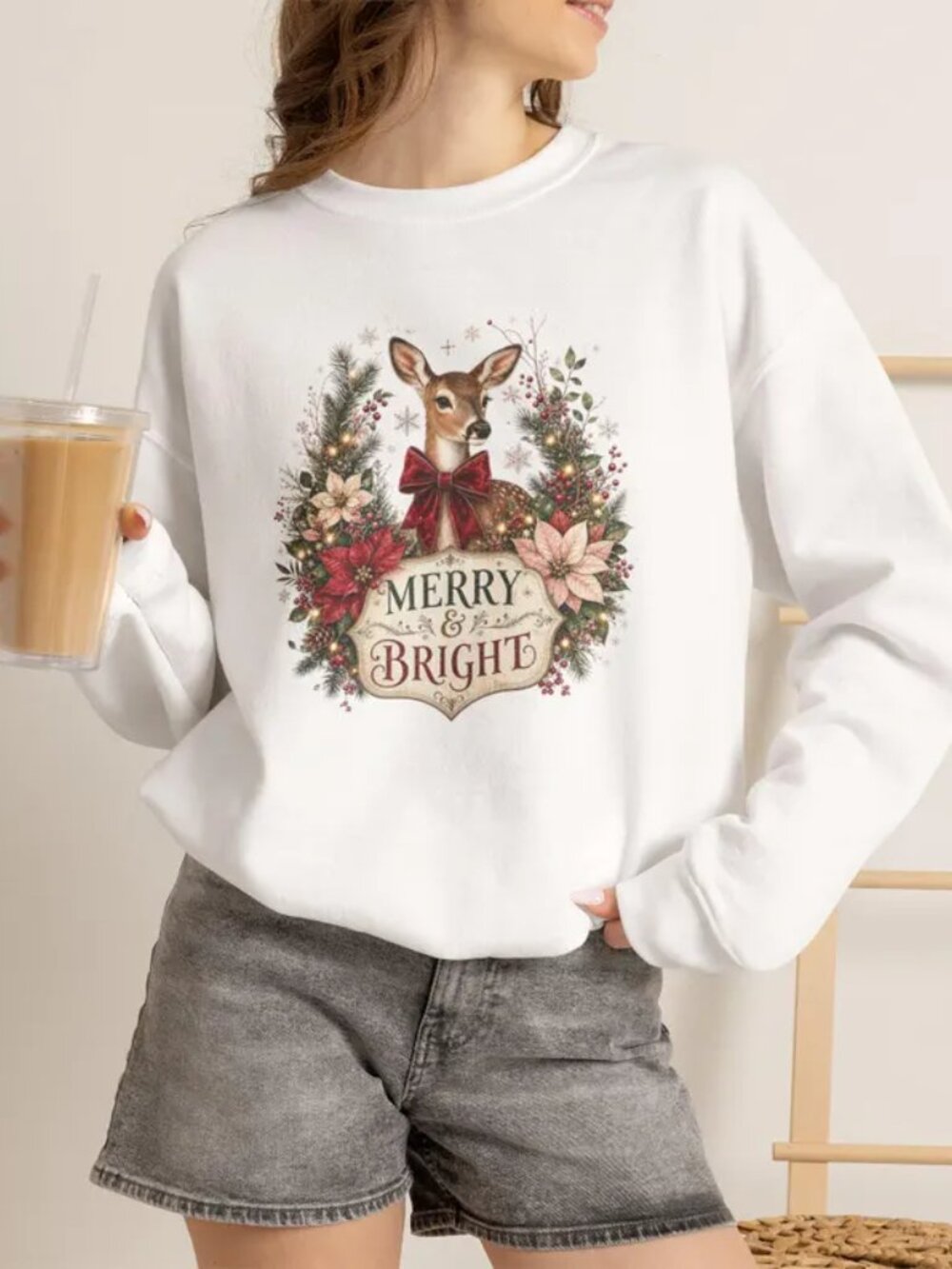 Merry & Bright Reindeer Christmas Sweatshirt Size Medium New